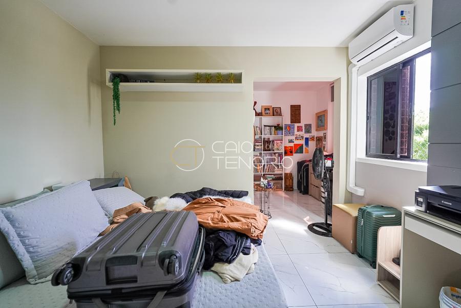 APARTAMENTO COM 4 SUÍTES NO FAROL